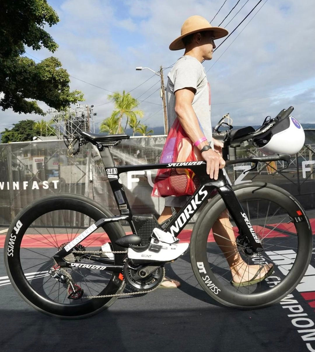 50kph 5.8 Watts, 40kph 4 Watts, 30kph 2 Watts.
0 Yaw Watt Saving 30kph = 1.4 / 40kph = 4.1 / 50kph = 5.8
25 grams
Used in Ironman Triathlon, PTO Pro Field / BTF / ETU / ITU and inspected
Front Derailleur Guard, S-Works TT bike