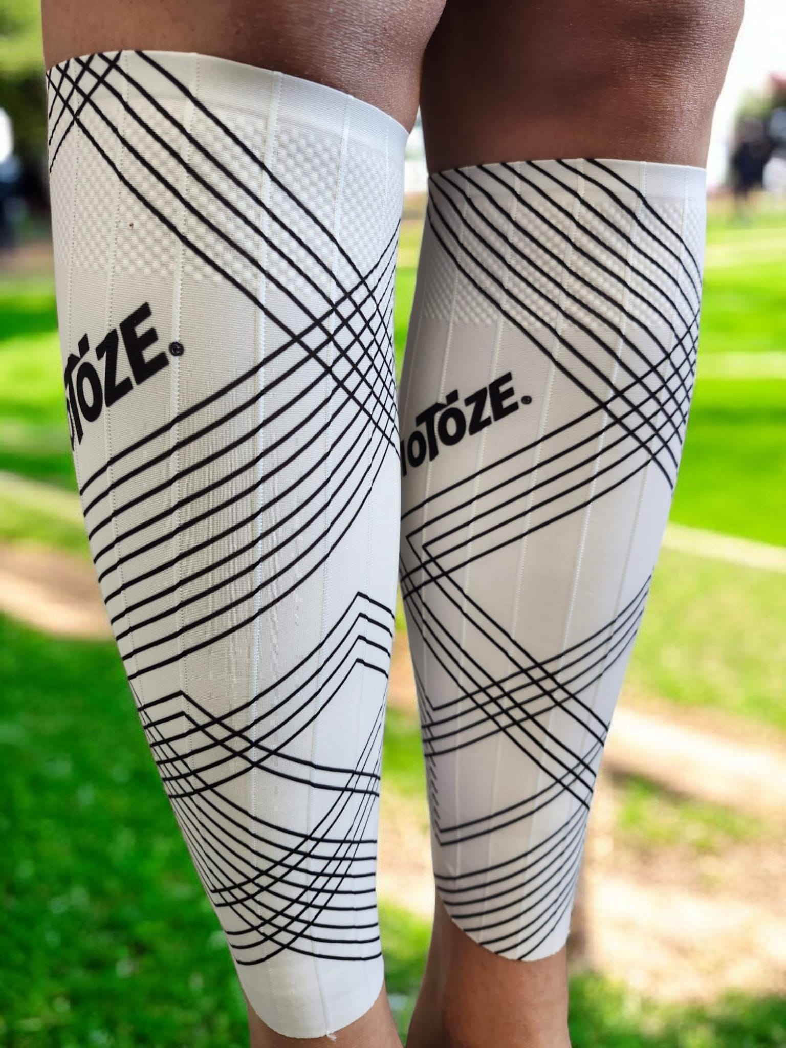 NEW veloToze 7+ Watts Aero Compression Calf Guards