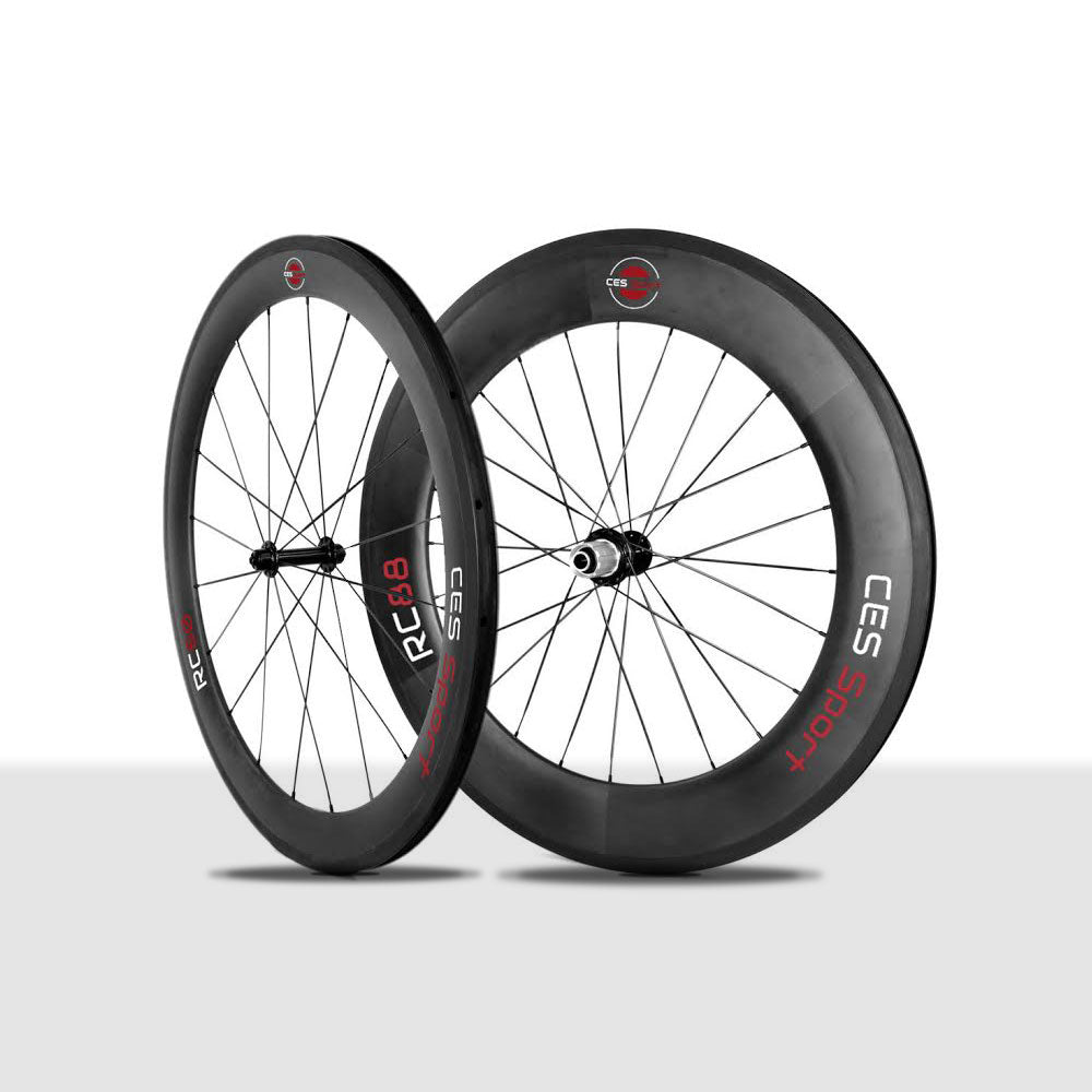 CES Wheels, super fast road cycling and triathlon wheels with smooth hubs and a great look. 700c spoked and ready wheels that make you go faster with great rolling resitance with the correct PSI setup. #roadcycling #triathlon #duathlon #winterriding