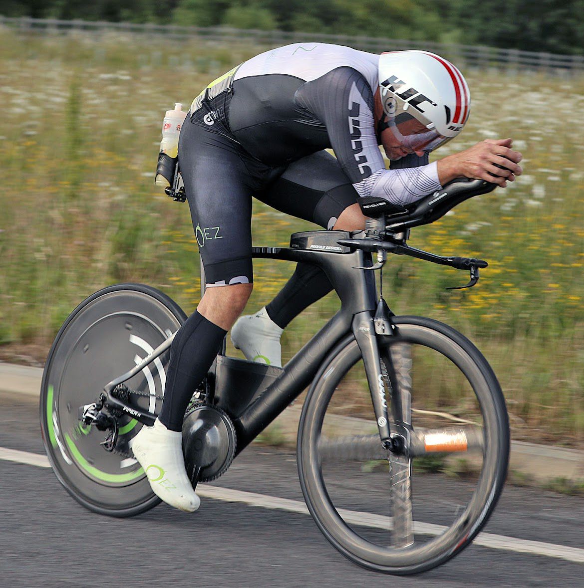 CES Wheels fitted with an EZ Disc to make you go faster in triathlon and time trial.