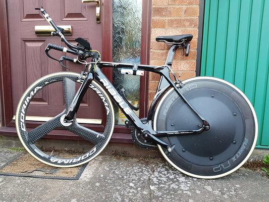 Planet X wheels fitted with an EZ Disc to make you go faster in time trial and triathlon cycling