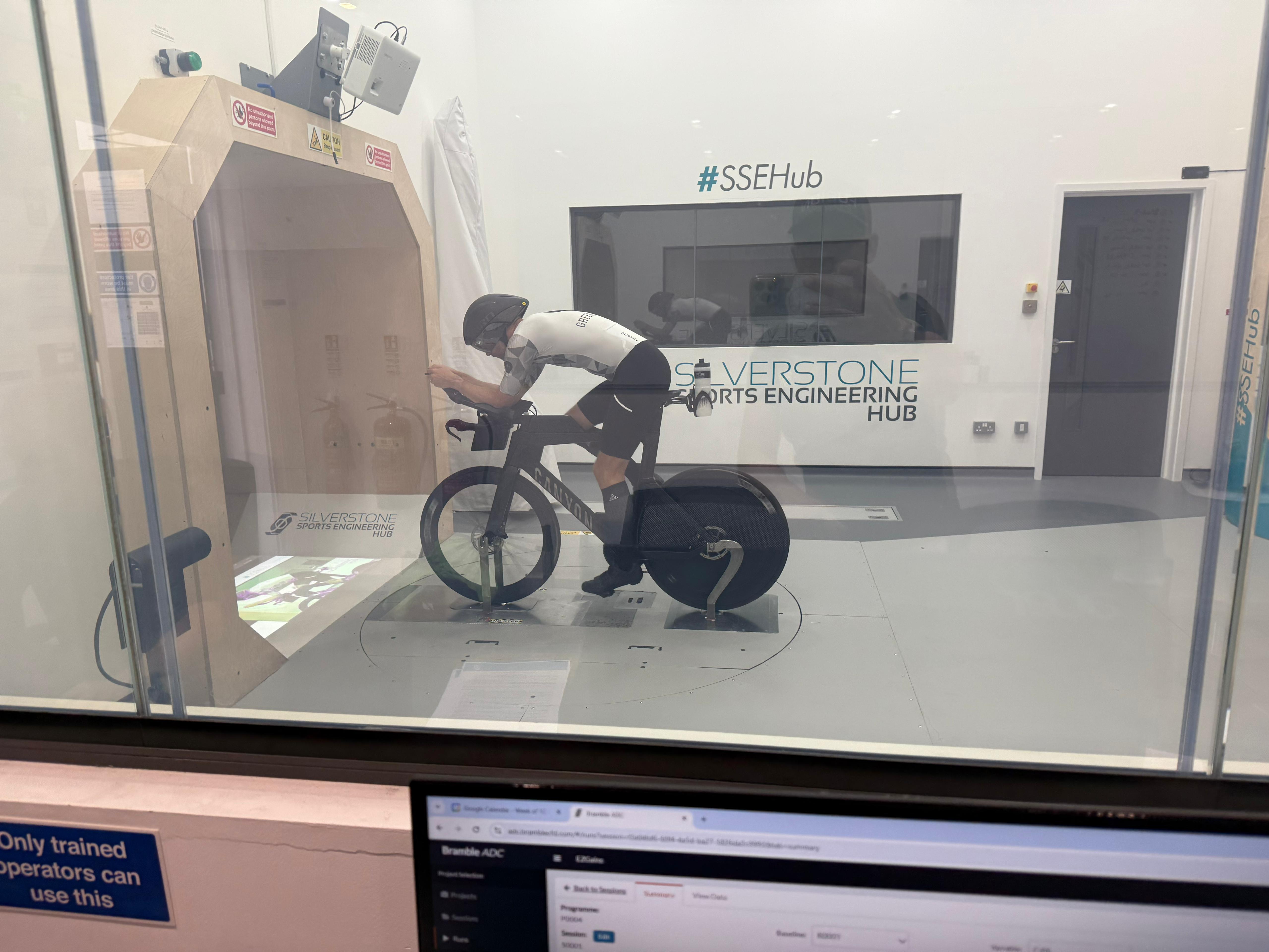 EZ Hydro Gains® 12 Watts EZ Hydro Gains® 12 Watts | Rear Bottle Cage Holder – EZ Gains Ltd